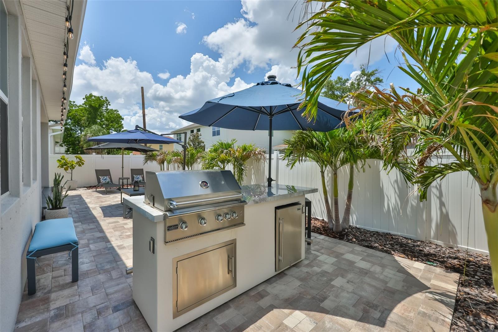 2407 W GRAY ST, TAMPA, FL, 33609