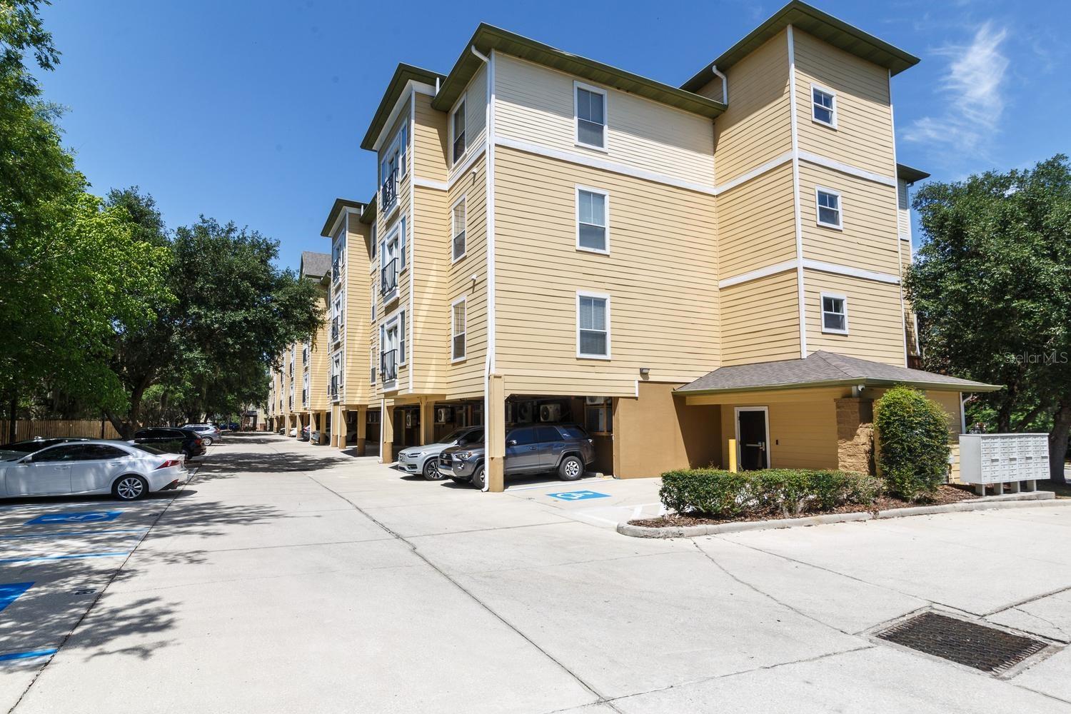 1185 SW 9TH RD #212, GAINESVILLE, FL, 32601