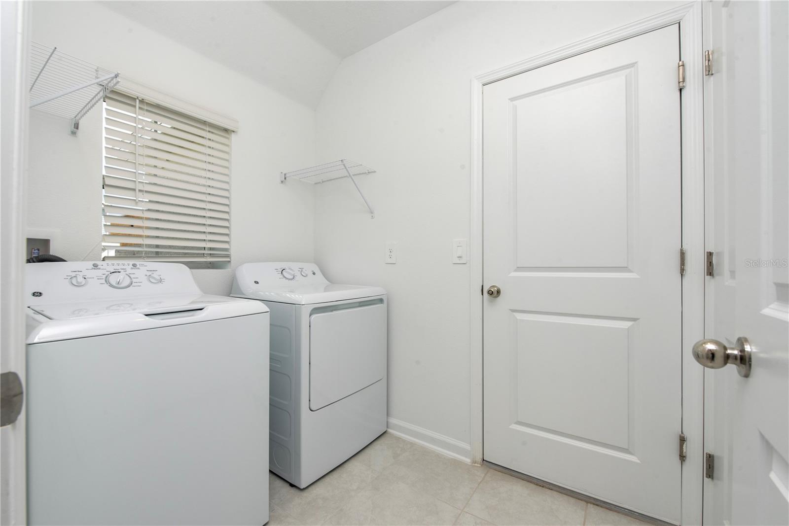 2205 AQUIFER LN, DAVENPORT, FL, 33837