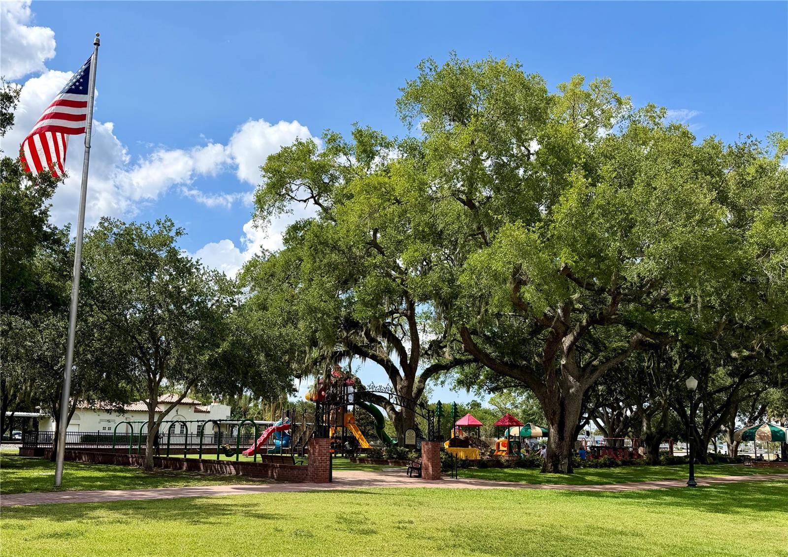 208 CENTER ST, AUBURNDALE, FL, 33823