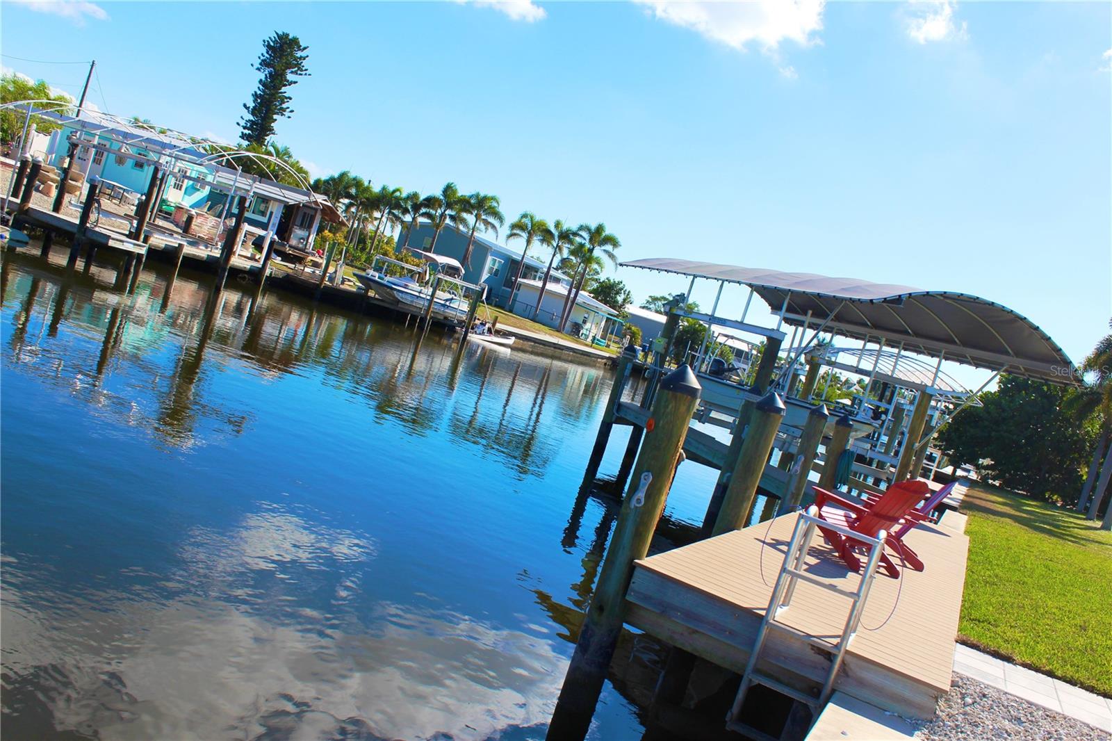 2744 SANDERLING CT, ST JAMES CITY, FL, 33956