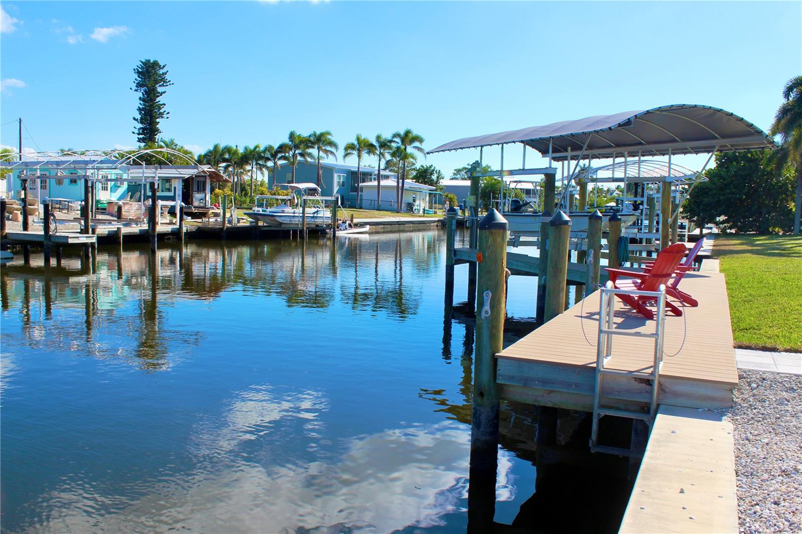 2744 SANDERLING CT, ST JAMES CITY, FL, 33956
