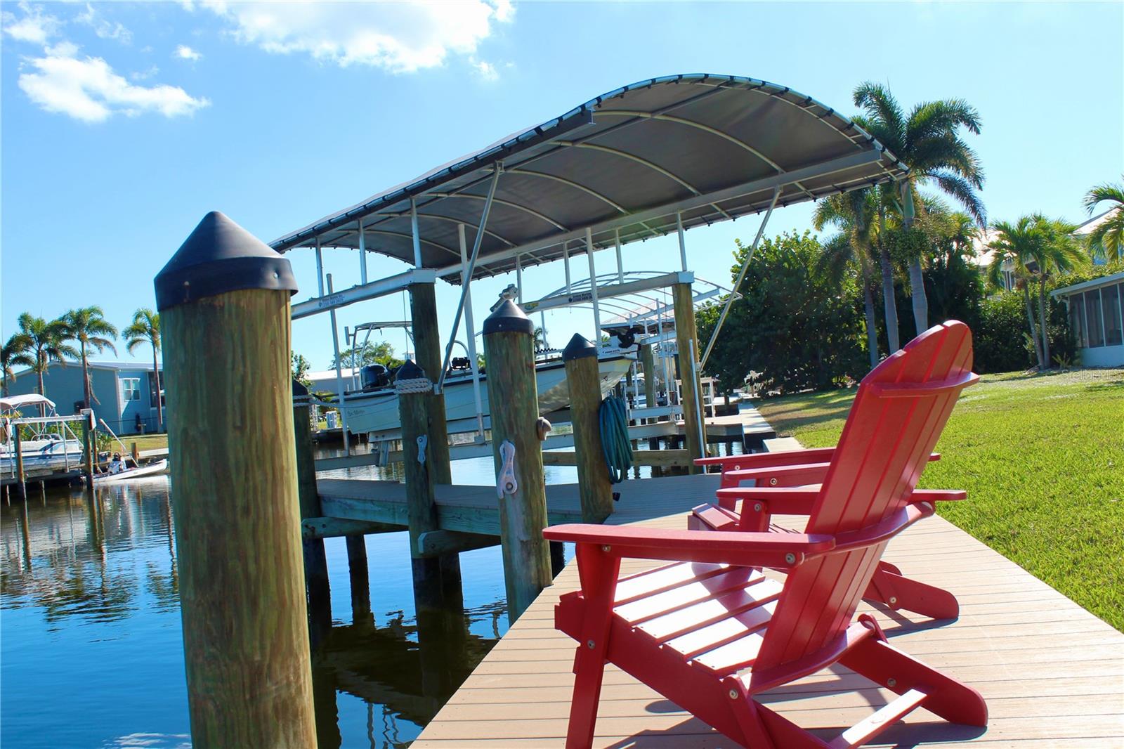 2744 SANDERLING CT, ST JAMES CITY, FL, 33956