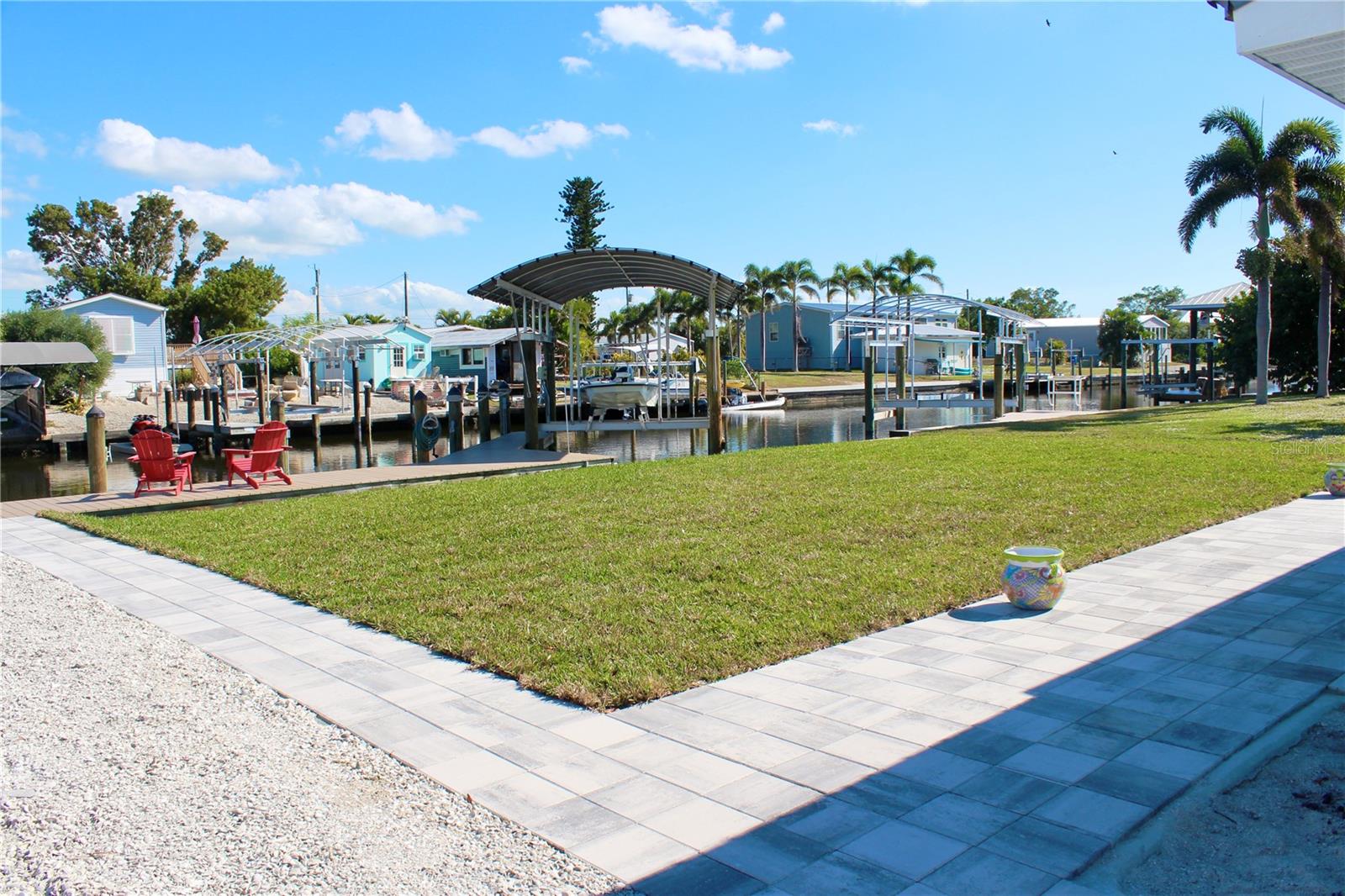 2744 SANDERLING CT, ST JAMES CITY, FL, 33956