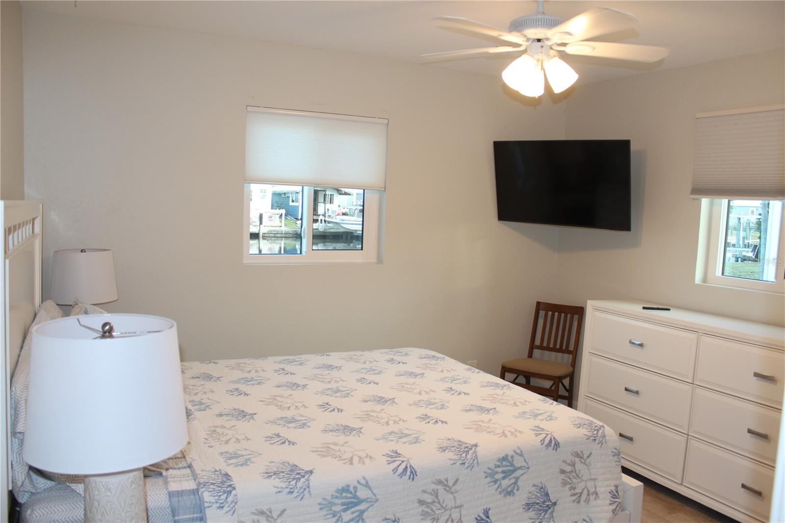 2744 SANDERLING CT, ST JAMES CITY, FL, 33956