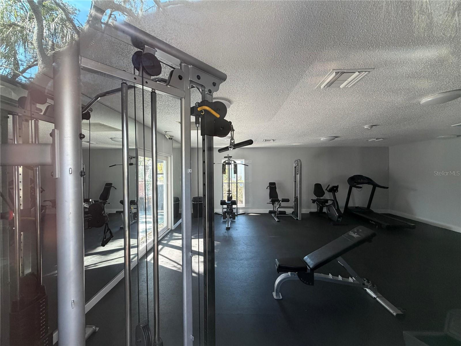 7177 E BANK DR #102, TAMPA, FL, 33617