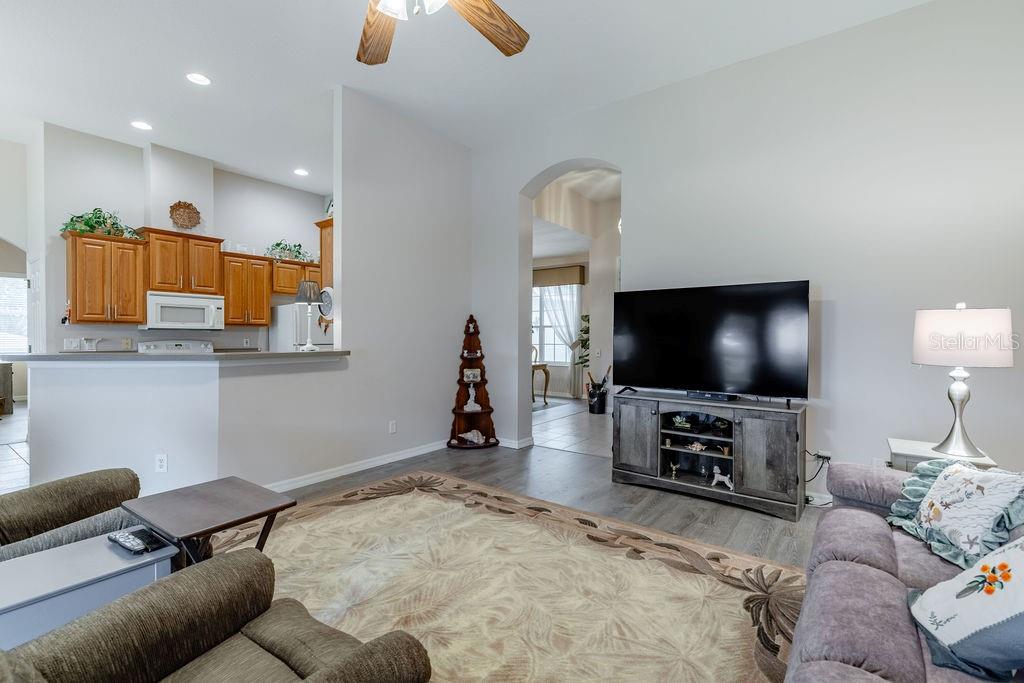 3370 SAINT LUCIA CT, TAVARES, FL, 32778