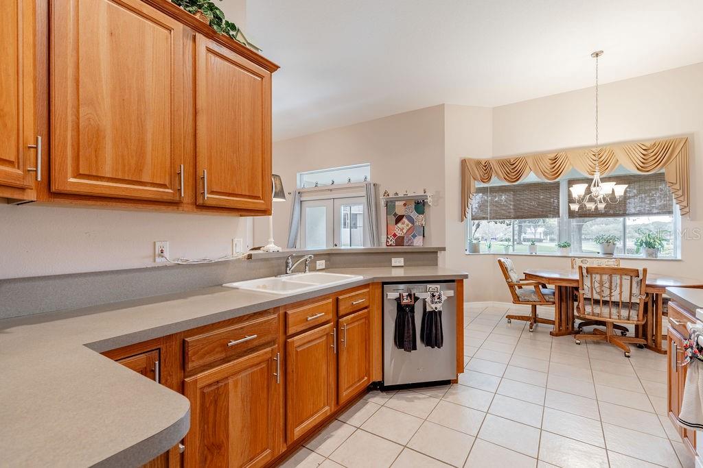 3370 SAINT LUCIA CT, TAVARES, FL, 32778