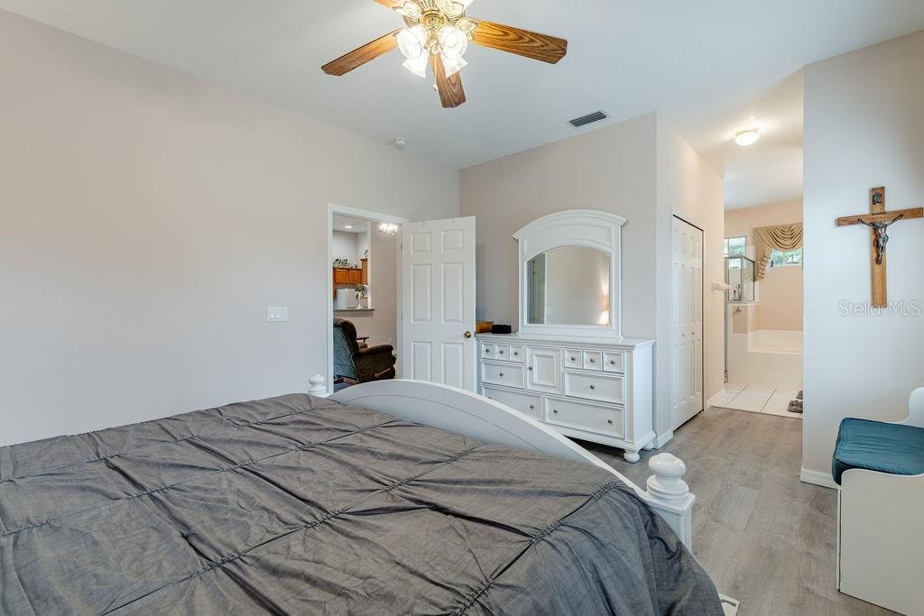 3370 SAINT LUCIA CT, TAVARES, FL, 32778