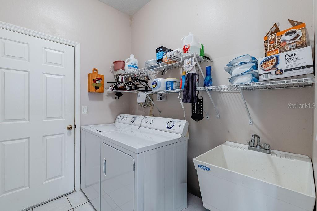 3370 SAINT LUCIA CT, TAVARES, FL, 32778