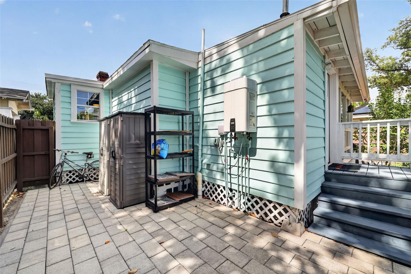 303 E NORTH ST, TAMPA, FL, 33604