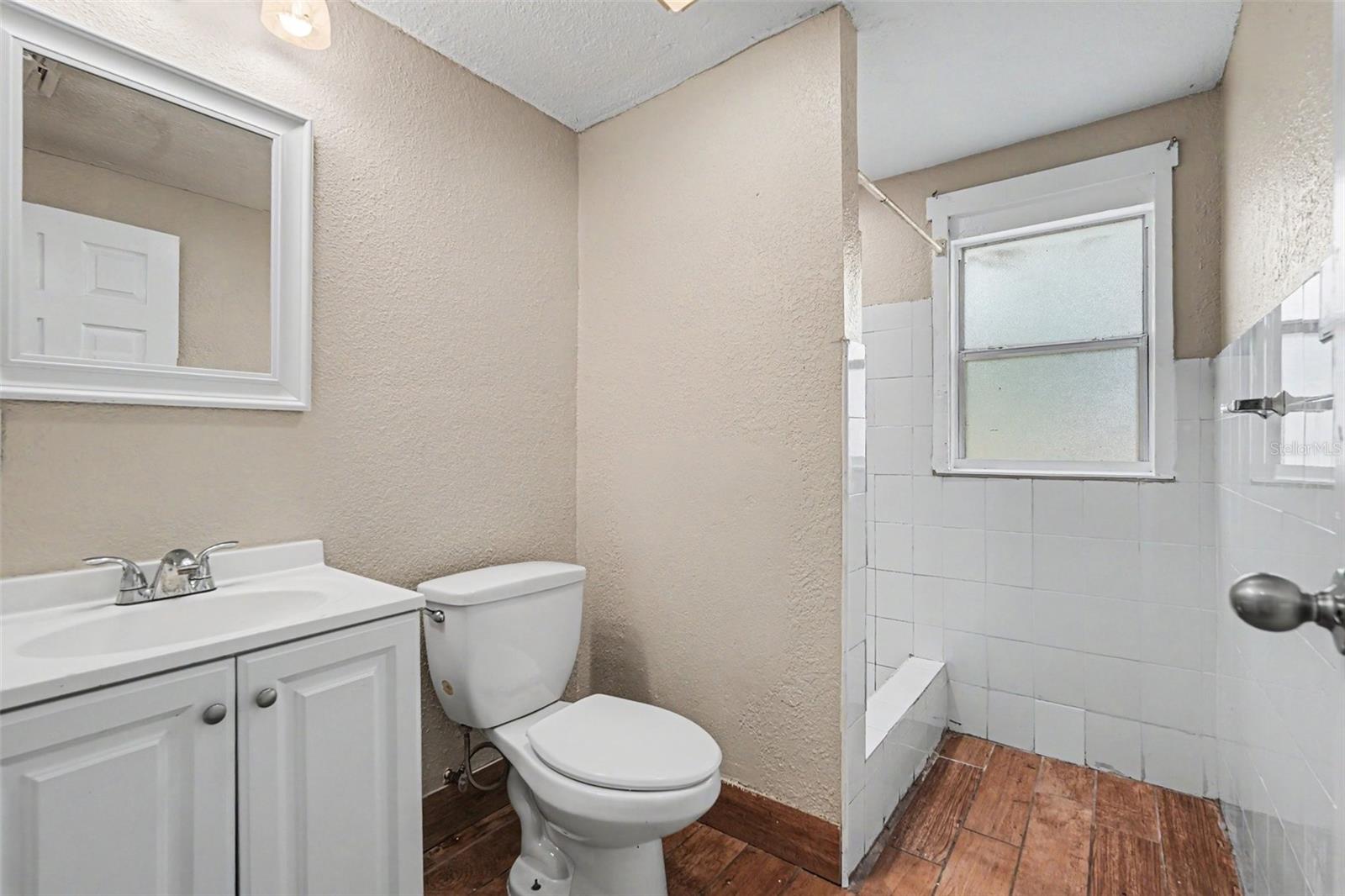 828 E 145TH AVE, TAMPA, FL, 33613