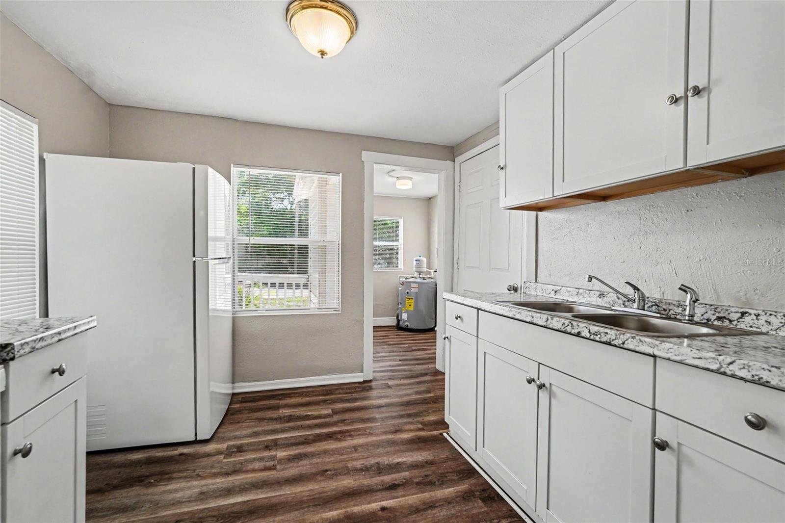 828 E 145TH AVE, TAMPA, FL, 33613
