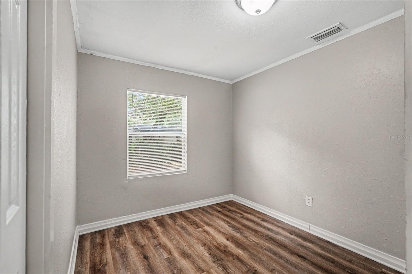 828 E 145TH AVE, TAMPA, FL, 33613