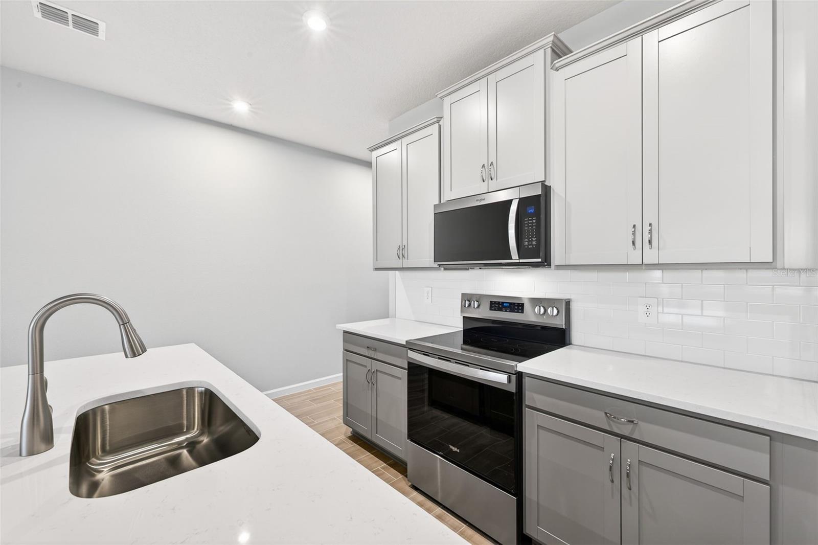 9148 AURELIA AVE, PARRISH, FL, 34219