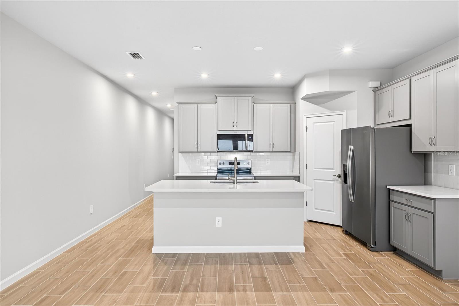 9148 AURELIA AVE, PARRISH, FL, 34219