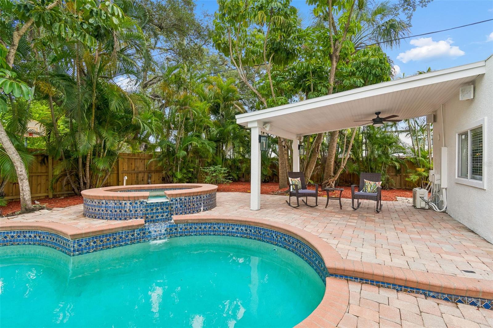 2434 W PROSPECT RD, TAMPA, FL, 33629