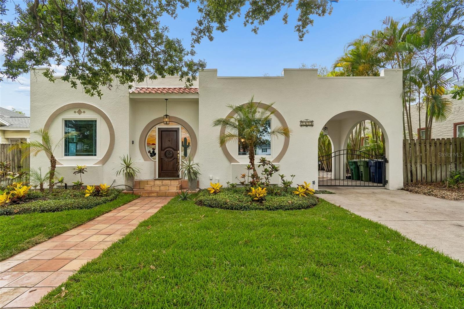 2434 W PROSPECT RD, TAMPA, FL, 33629