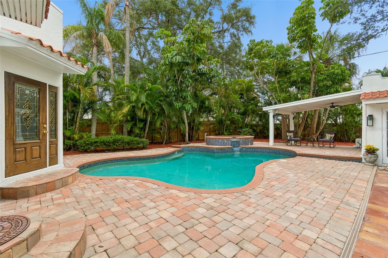 2434 W PROSPECT RD, TAMPA, FL, 33629