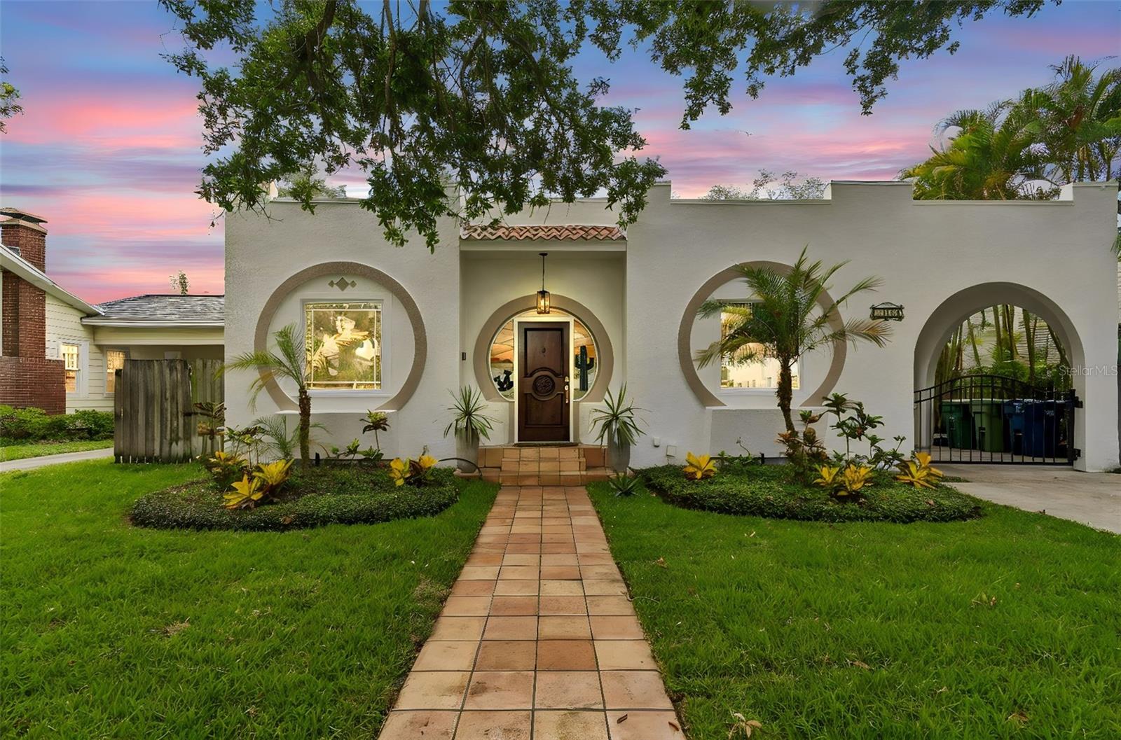 2434 W PROSPECT RD, TAMPA, FL, 33629