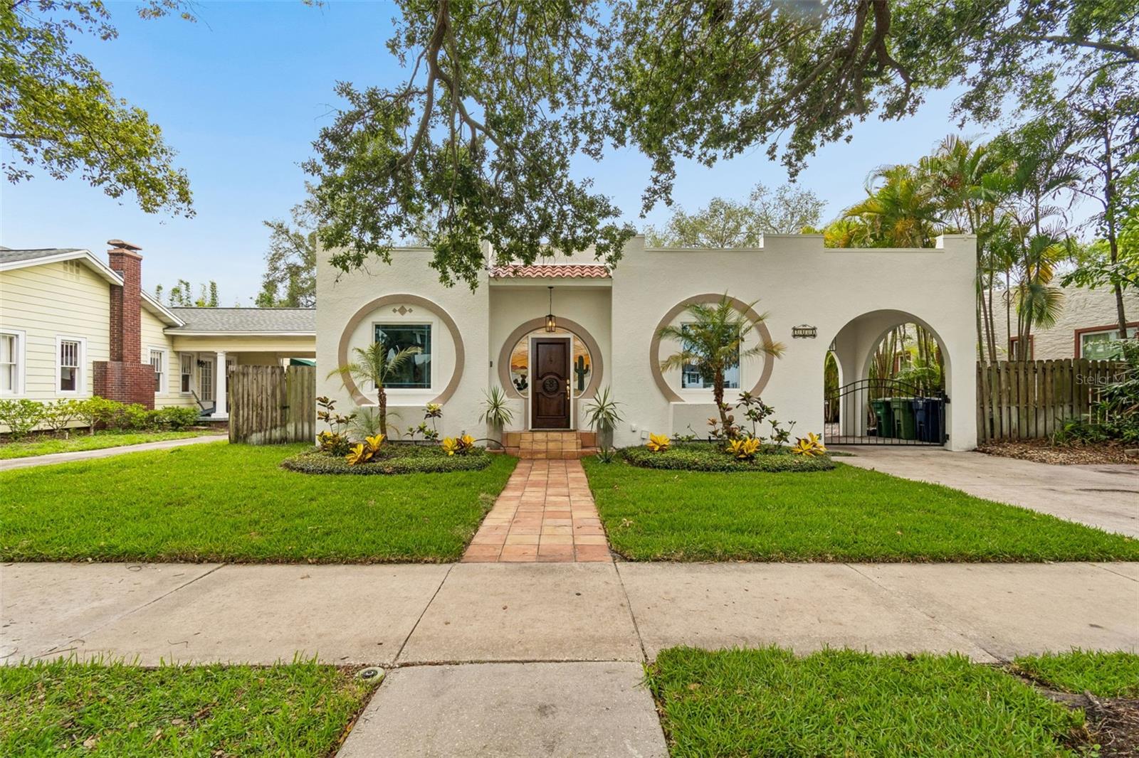 2434 W PROSPECT RD, TAMPA, FL, 33629