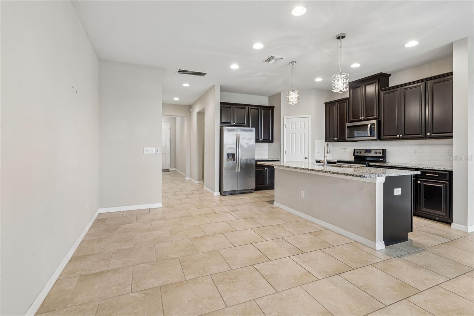 18843 ULMUS ST, LUTZ, FL, 33558