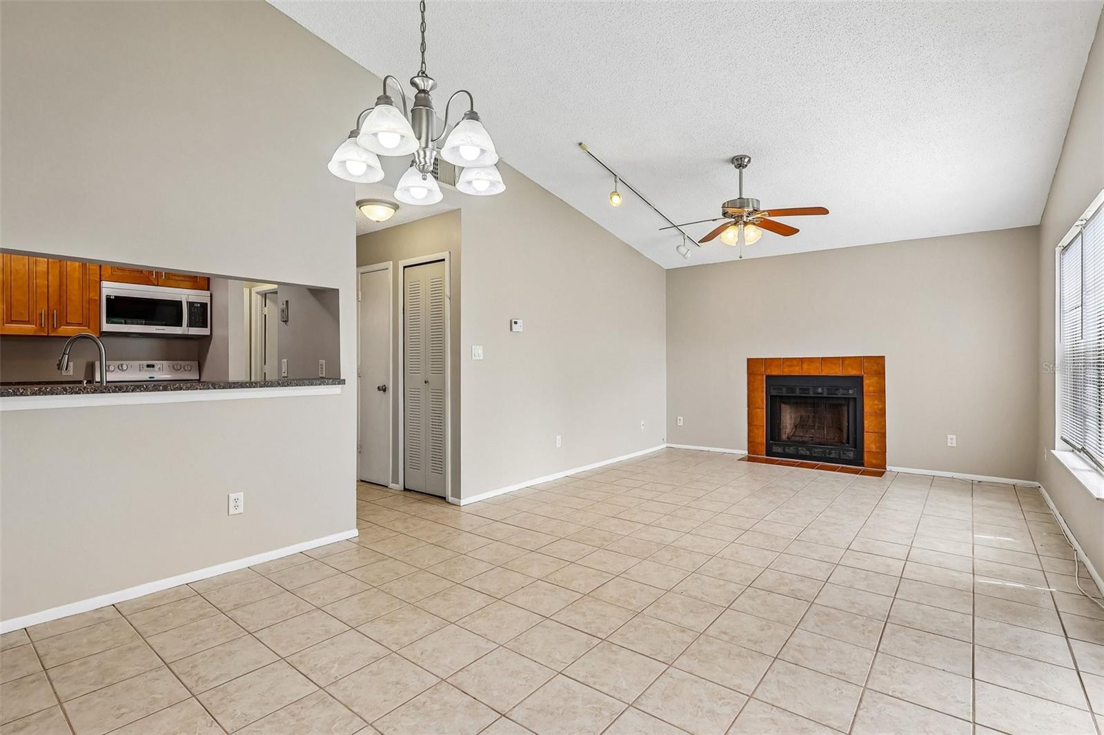 4842 S SEMORAN BLVD #705, ORLANDO, FL, 32822