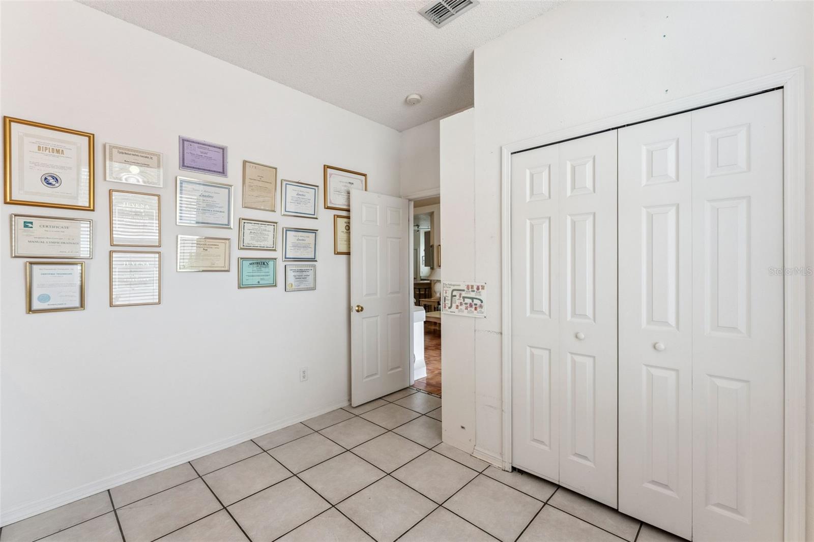 9915 KONA ISLE CT, ORLANDO, FL, 32817