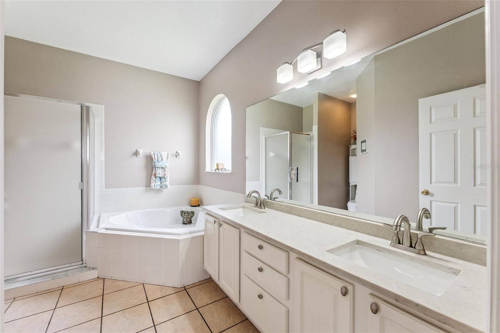 9915 KONA ISLE CT, ORLANDO, FL, 32817