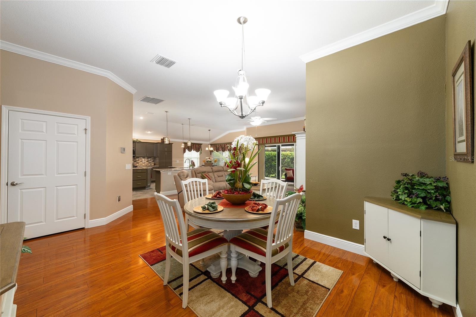 387 HARLOW LN, THE VILLAGES, FL, 32163