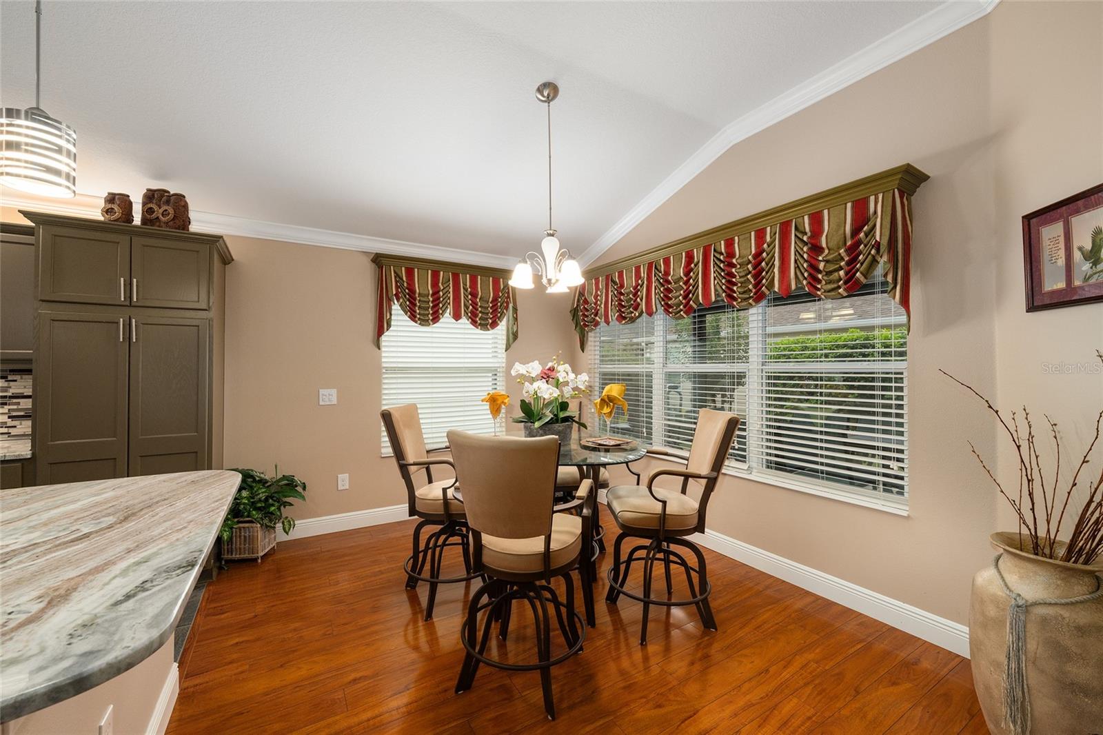387 HARLOW LN, THE VILLAGES, FL, 32163