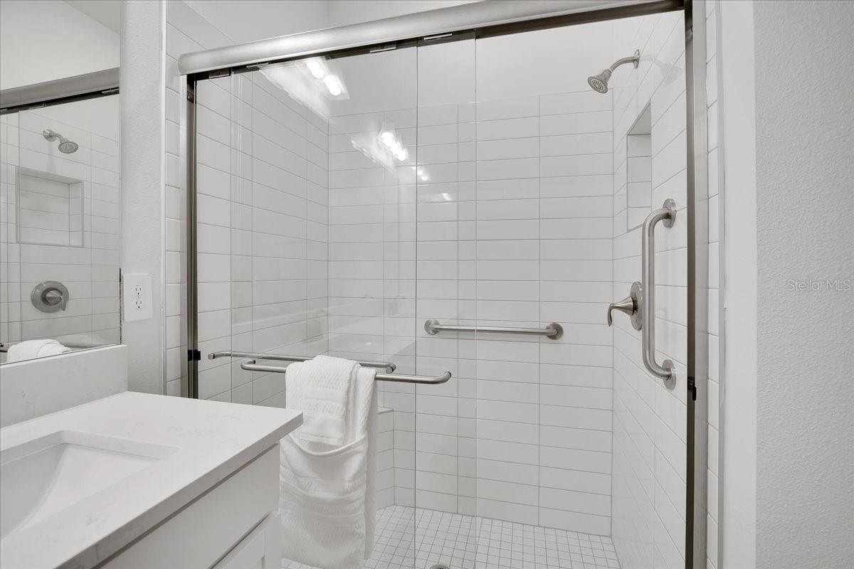 17410 HOLLY WELL AVE, WIMAUMA, FL, 33598