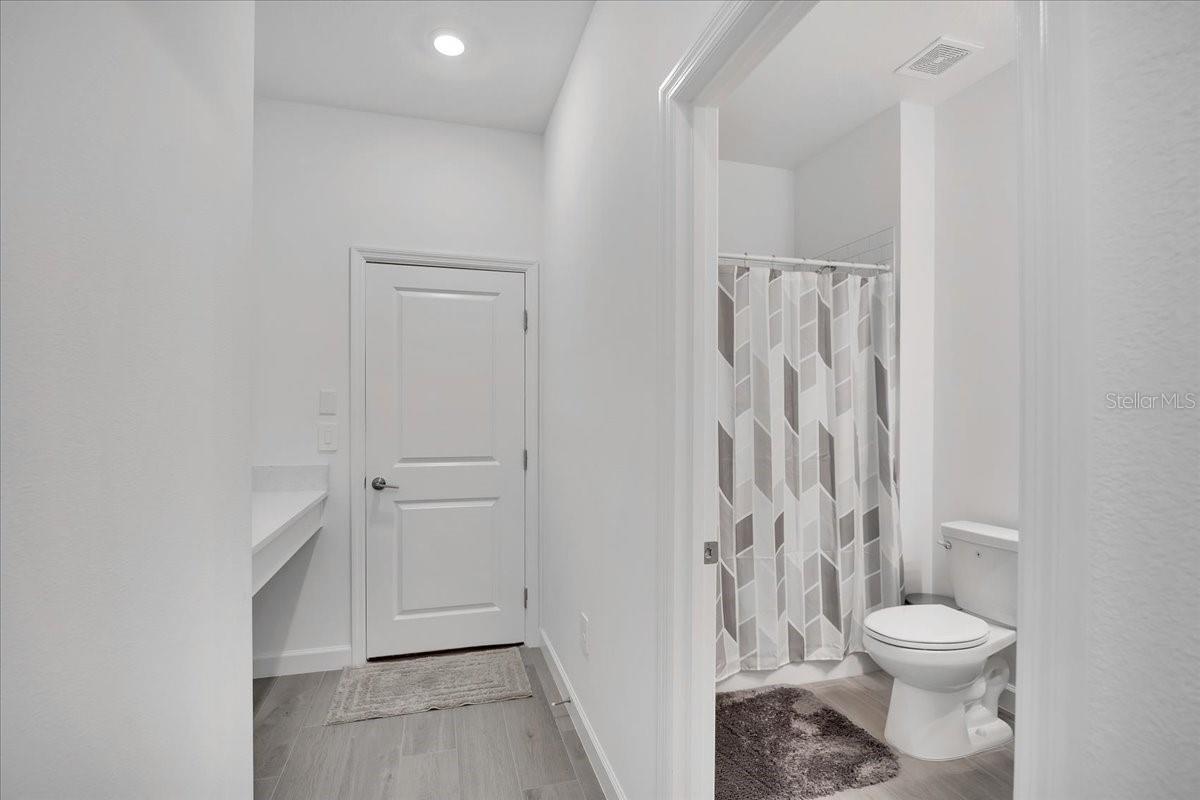 17410 HOLLY WELL AVE, WIMAUMA, FL, 33598