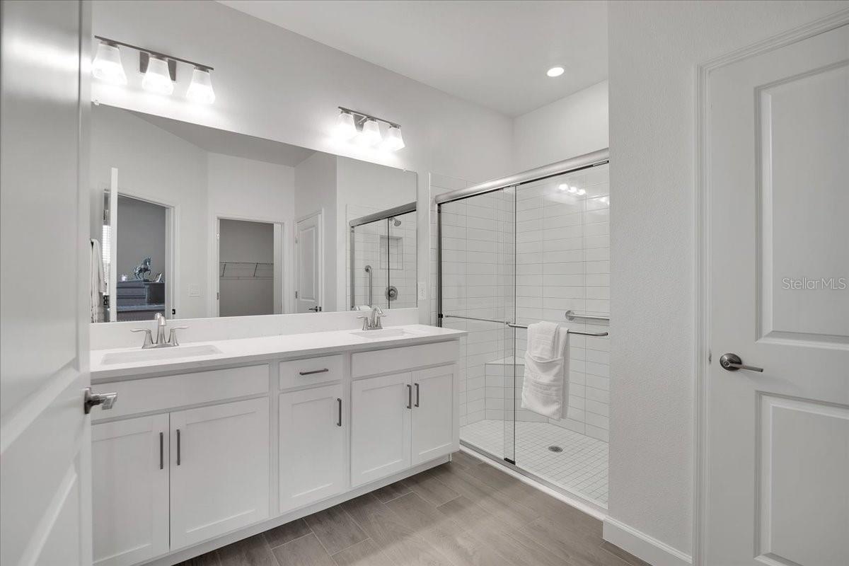 17410 HOLLY WELL AVE, WIMAUMA, FL, 33598