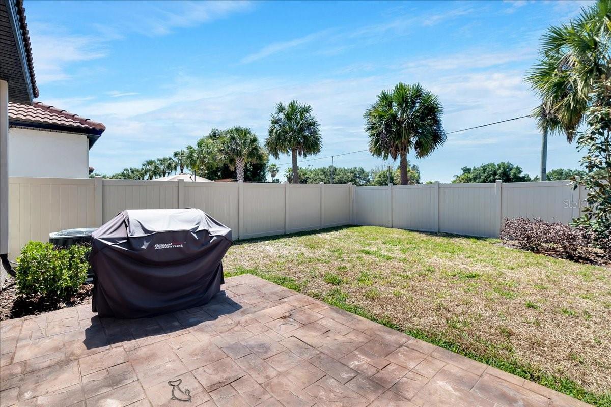 17410 HOLLY WELL AVE, WIMAUMA, FL, 33598