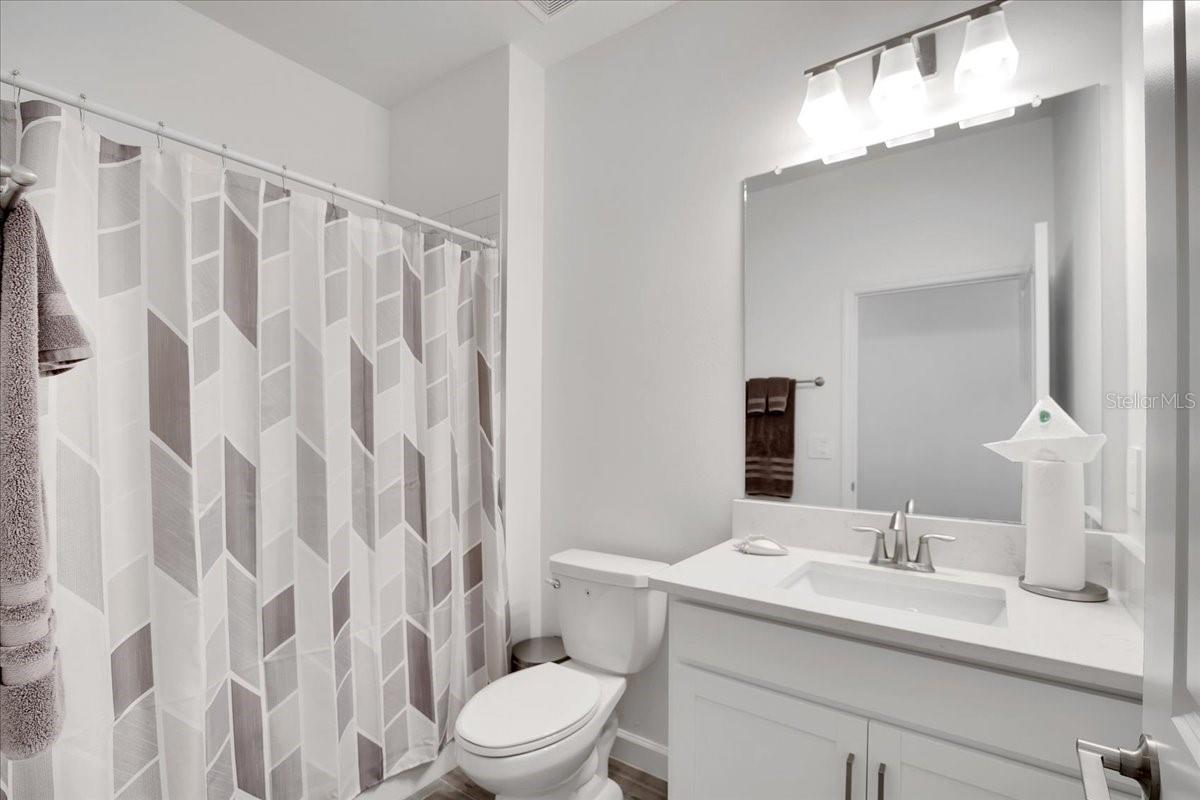 17410 HOLLY WELL AVE, WIMAUMA, FL, 33598