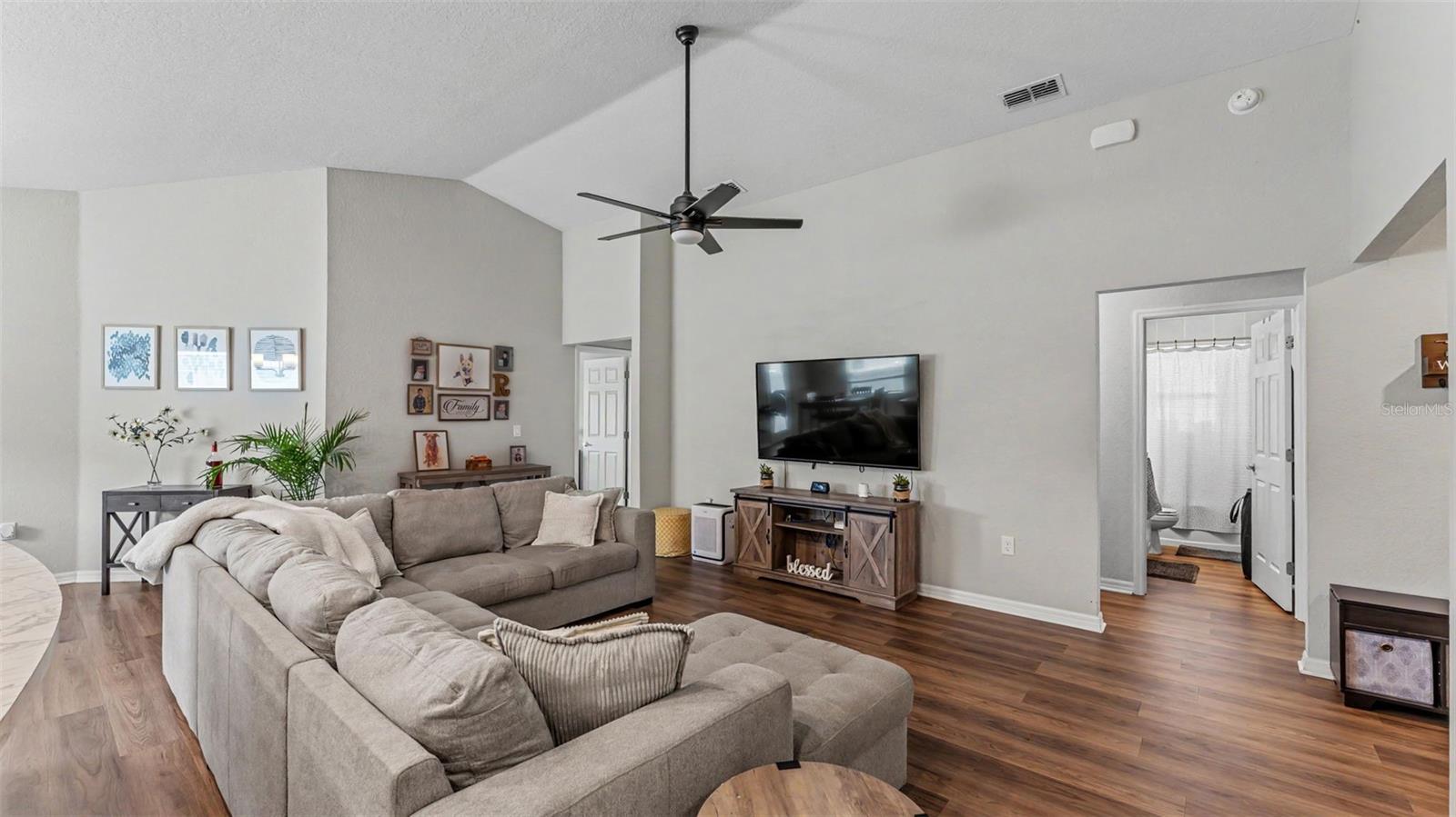 2025 HARVEST LANDING CIR, LAKELAND, FL, 33810