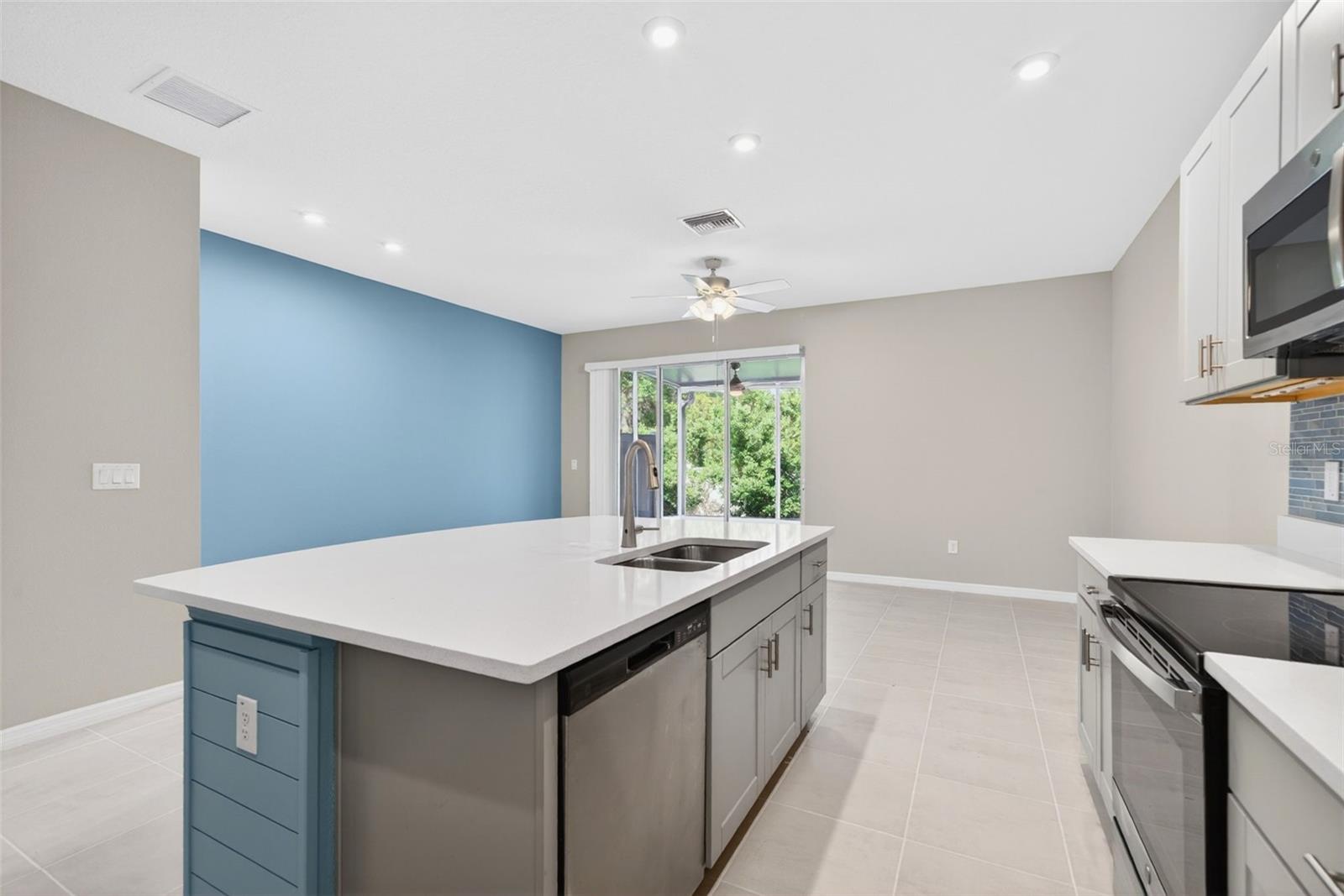 6425 FAIRMONT LN, PALMETTO, FL, 34221