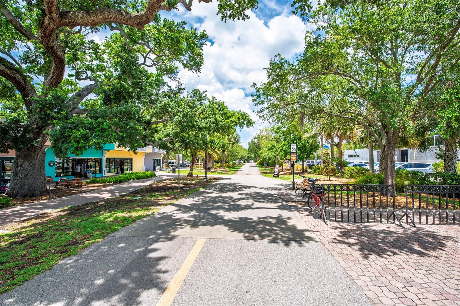 300 CLYDE LN #104, DUNEDIN, FL, 34698