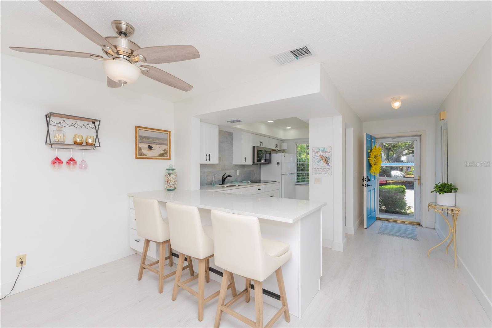 300 CLYDE LN #104, DUNEDIN, FL, 34698