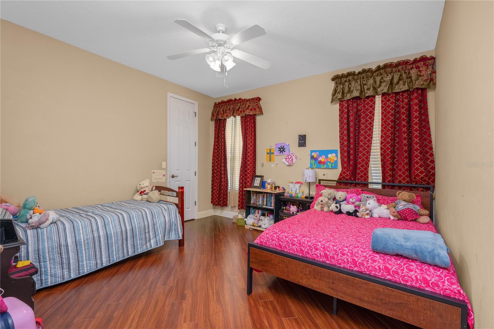 401 SPLIT OAK CT, EUSTIS, FL, 32736