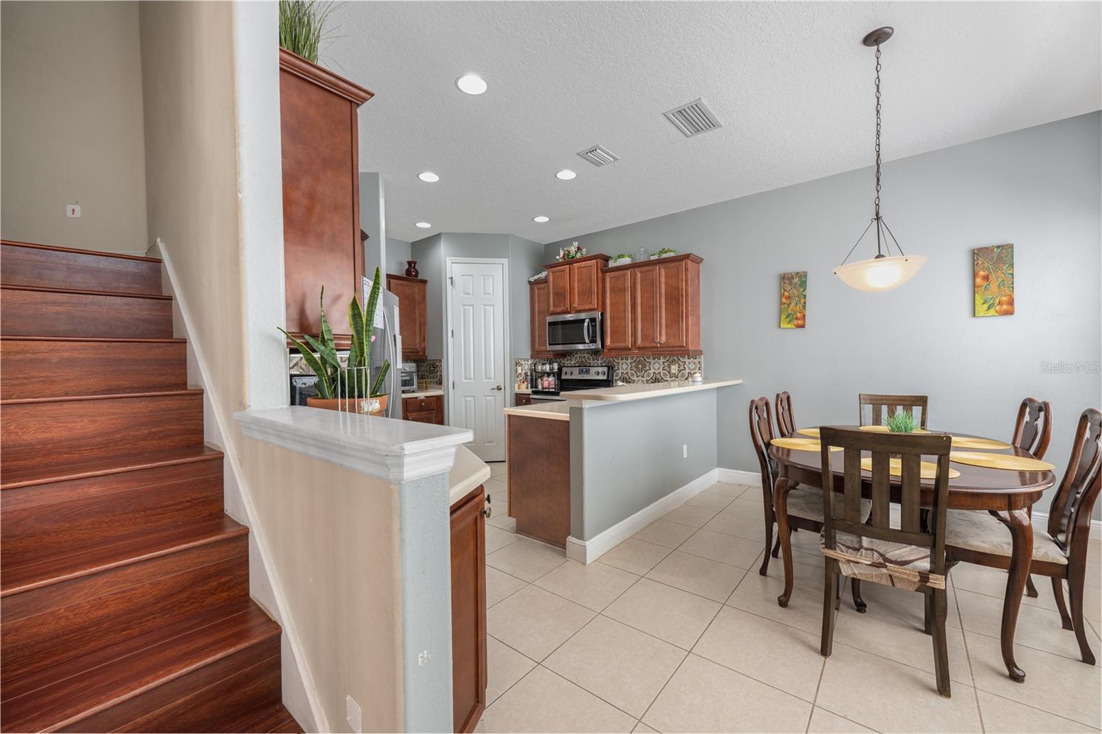 401 SPLIT OAK CT, EUSTIS, FL, 32736