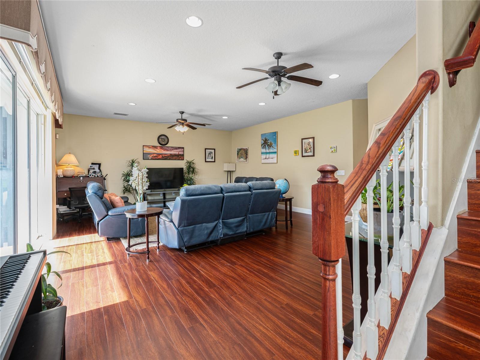 401 SPLIT OAK CT, EUSTIS, FL, 32736