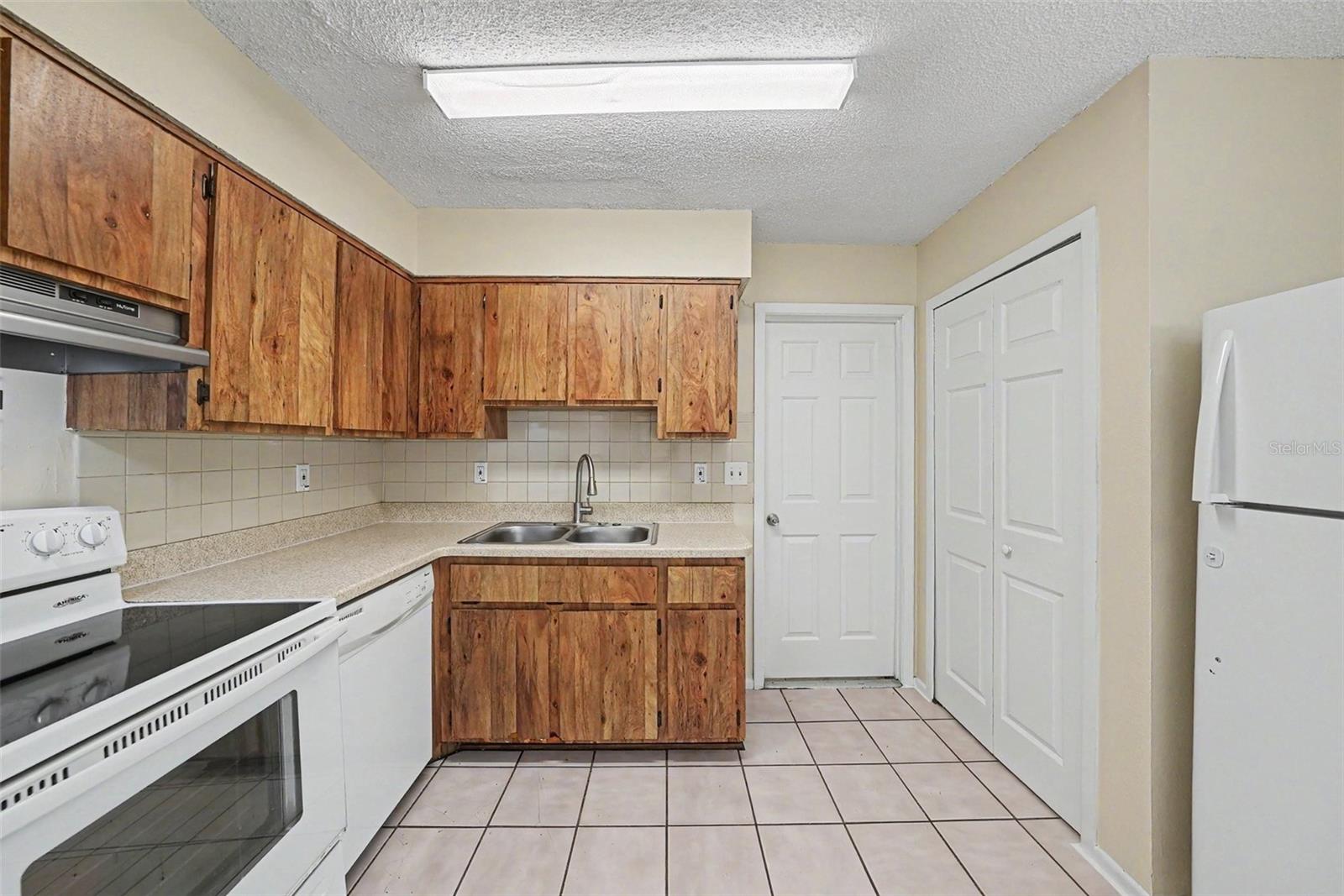 7613 WASHINGTON ST, PORT RICHEY, FL, 34668