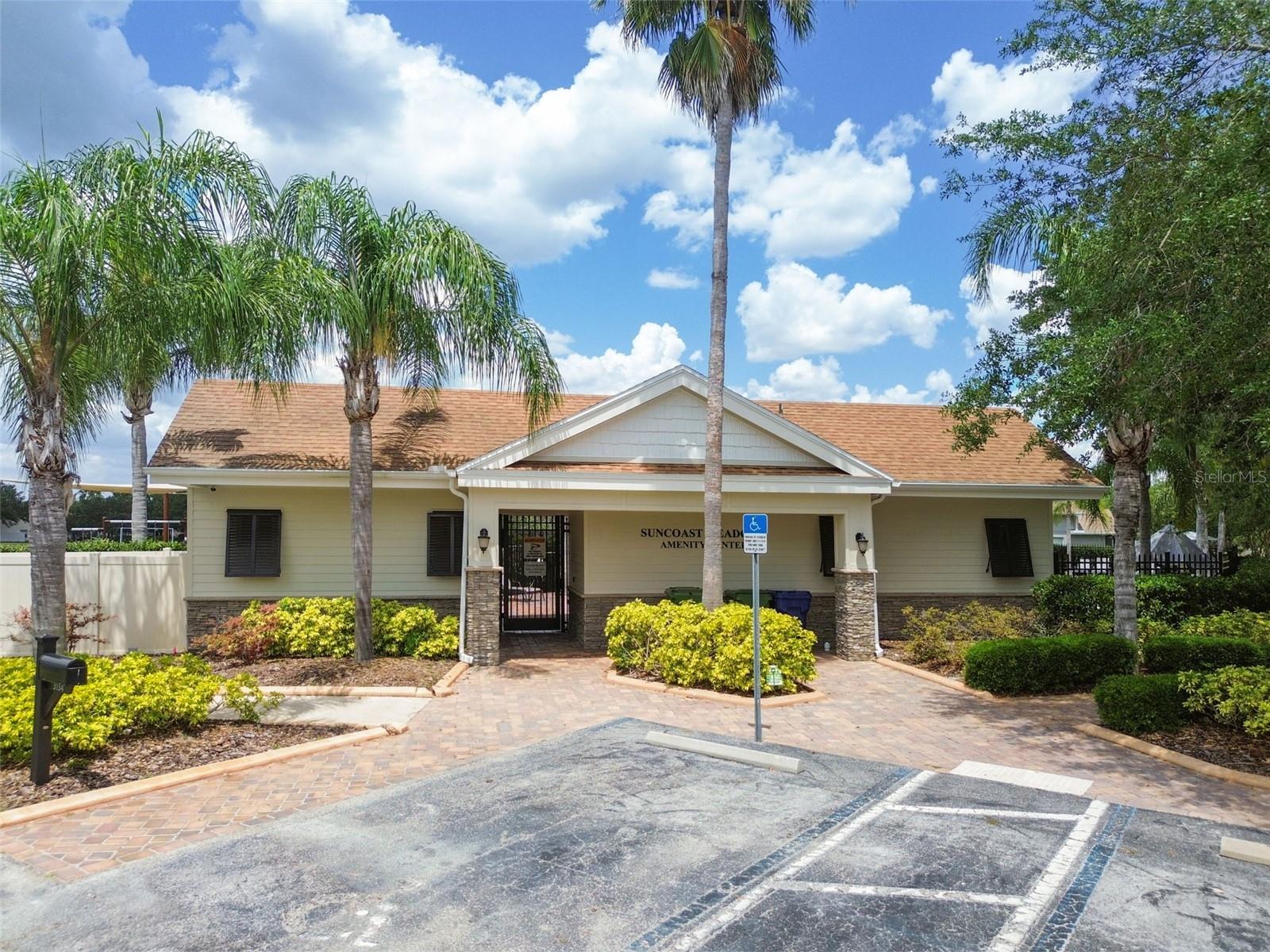 3318 CLOVER BLOSSOM CIR, LAND O LAKES, FL, 34638