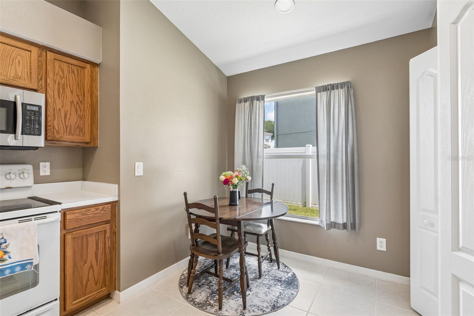 3318 CLOVER BLOSSOM CIR, LAND O LAKES, FL, 34638
