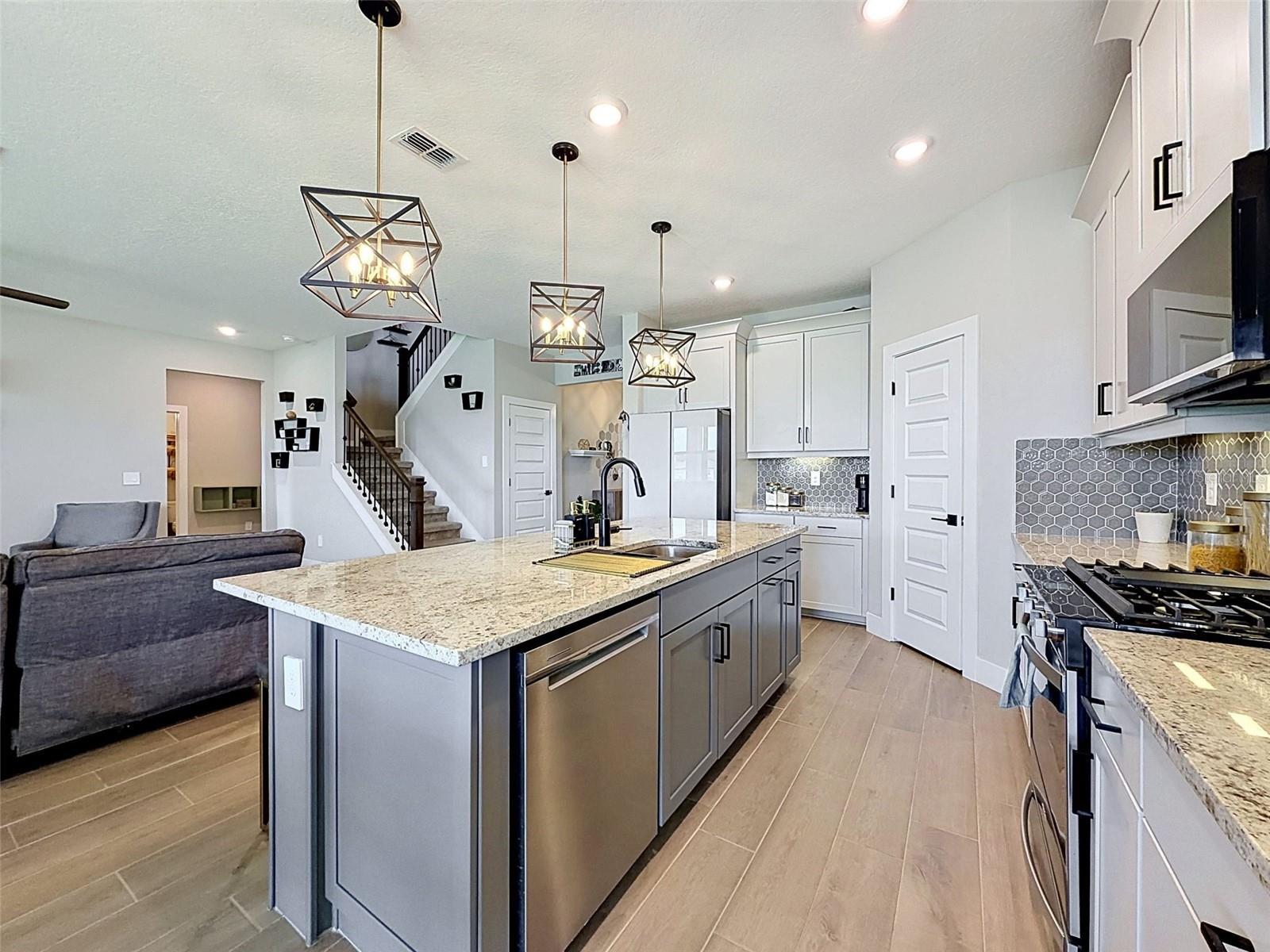 3726 SAVANNA PALMS CT, BRADENTON, FL, 34211