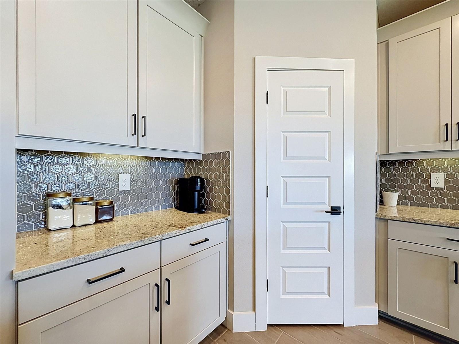 3726 SAVANNA PALMS CT, BRADENTON, FL, 34211