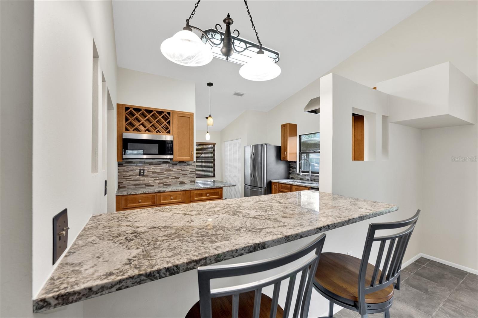 5015 BARRINGTON CIR #201, SARASOTA, FL, 34234