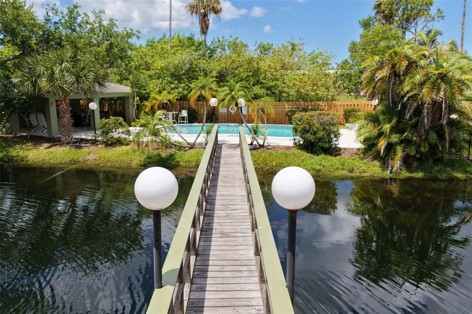 5015 BARRINGTON CIR #201, SARASOTA, FL, 34234